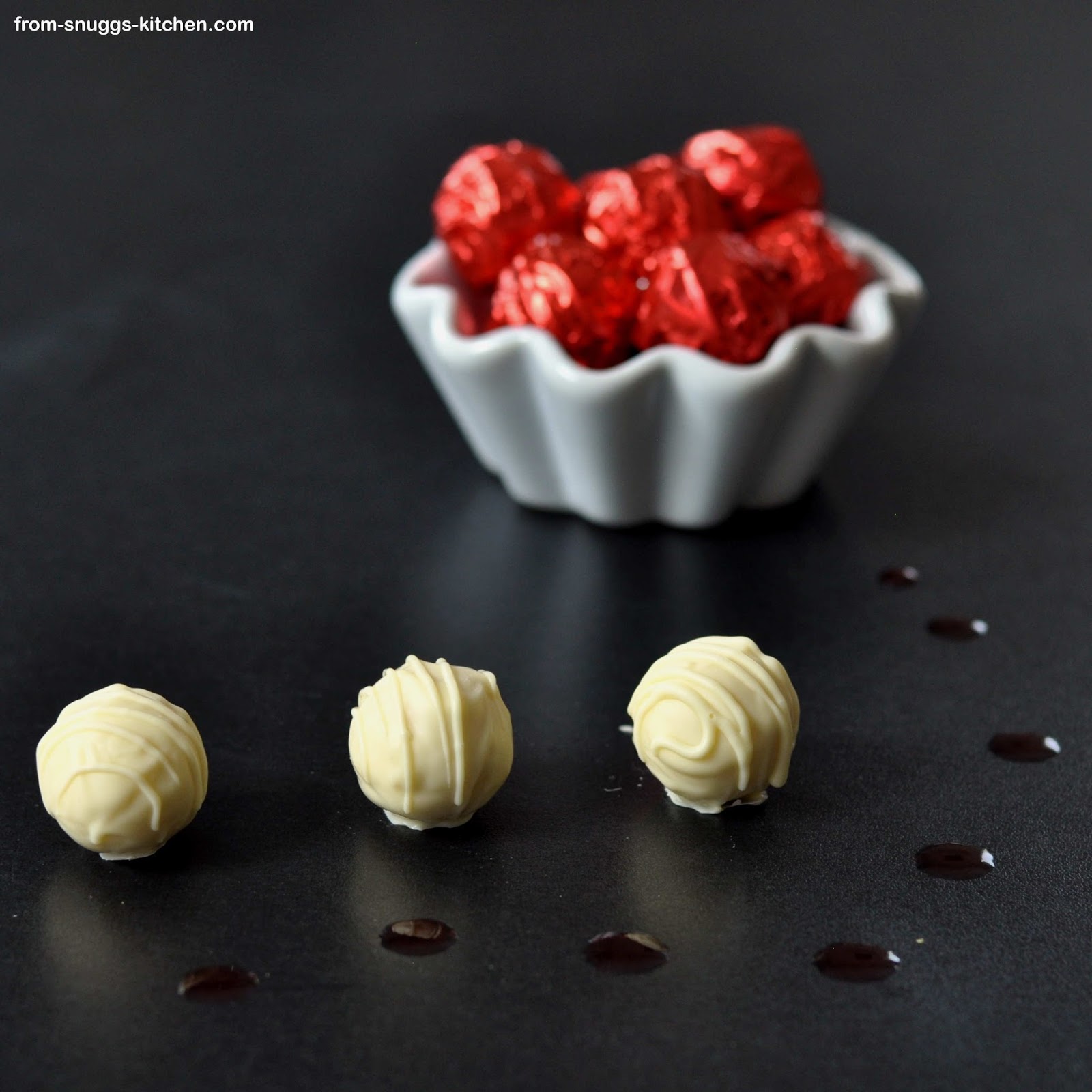 Zarte Versuchung - Erdbeer-Vanille-Pralinen - From-Snuggs-Kitchen