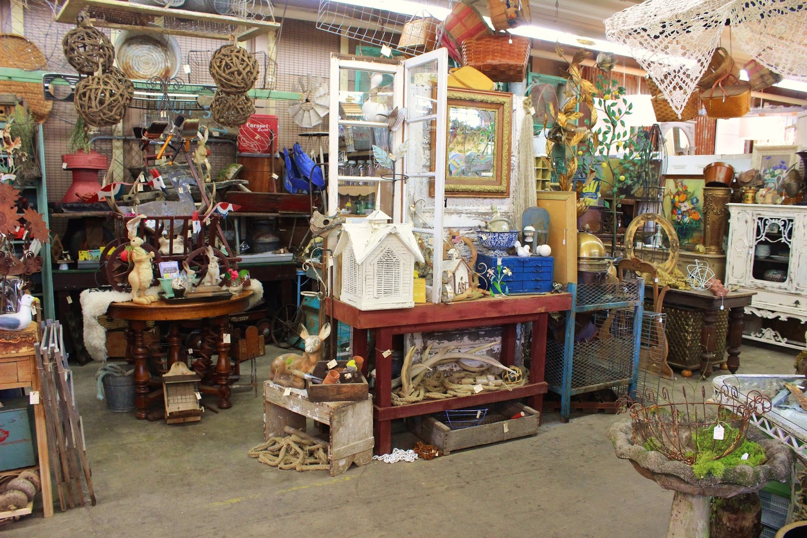 Monticello Antique Marketplace Spring Has Sprung at Monticello...