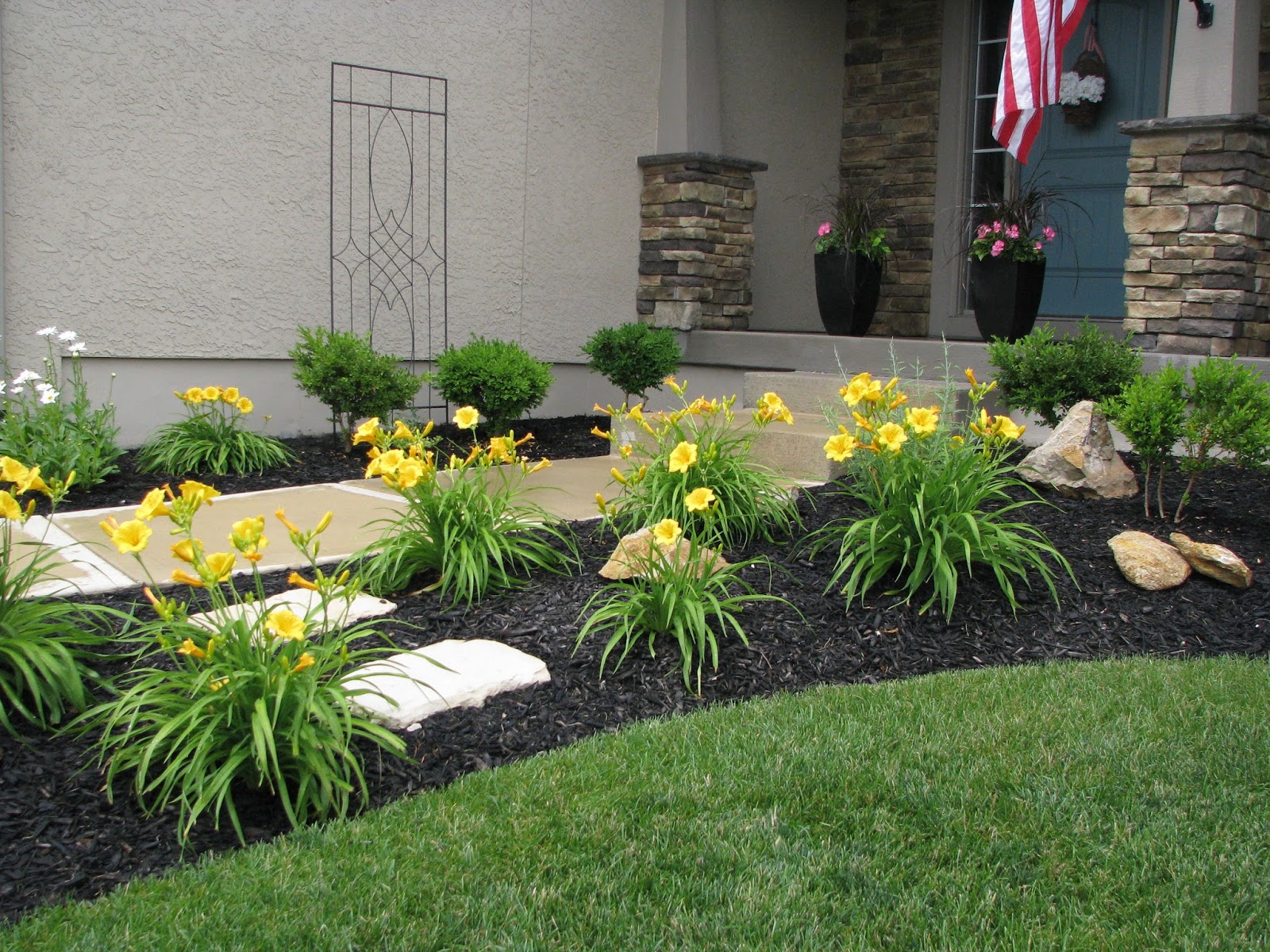 The Flower District Glastonbury Ct Flower Bed Stones Instead Of Mulch