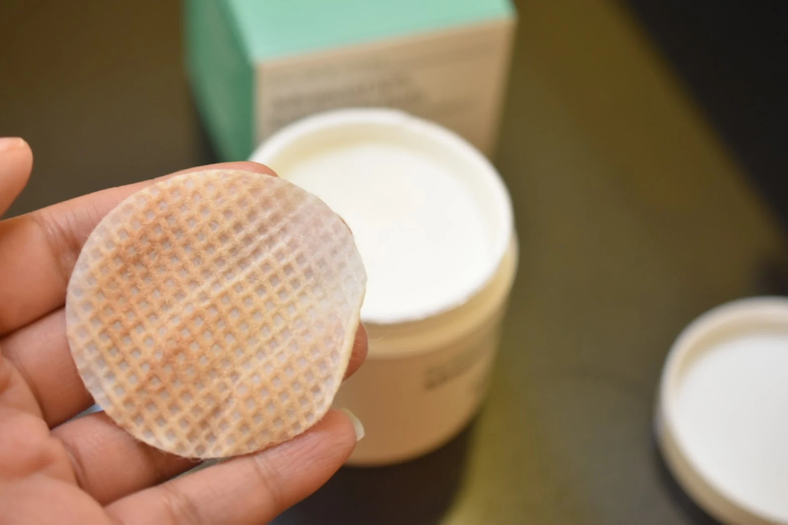 Removing Makeup that Facial Wash Left Behind: Advanced 10% Exfoliating Pads from BeautyRX by Dr. Schultz  via  www.productreviewmom.com