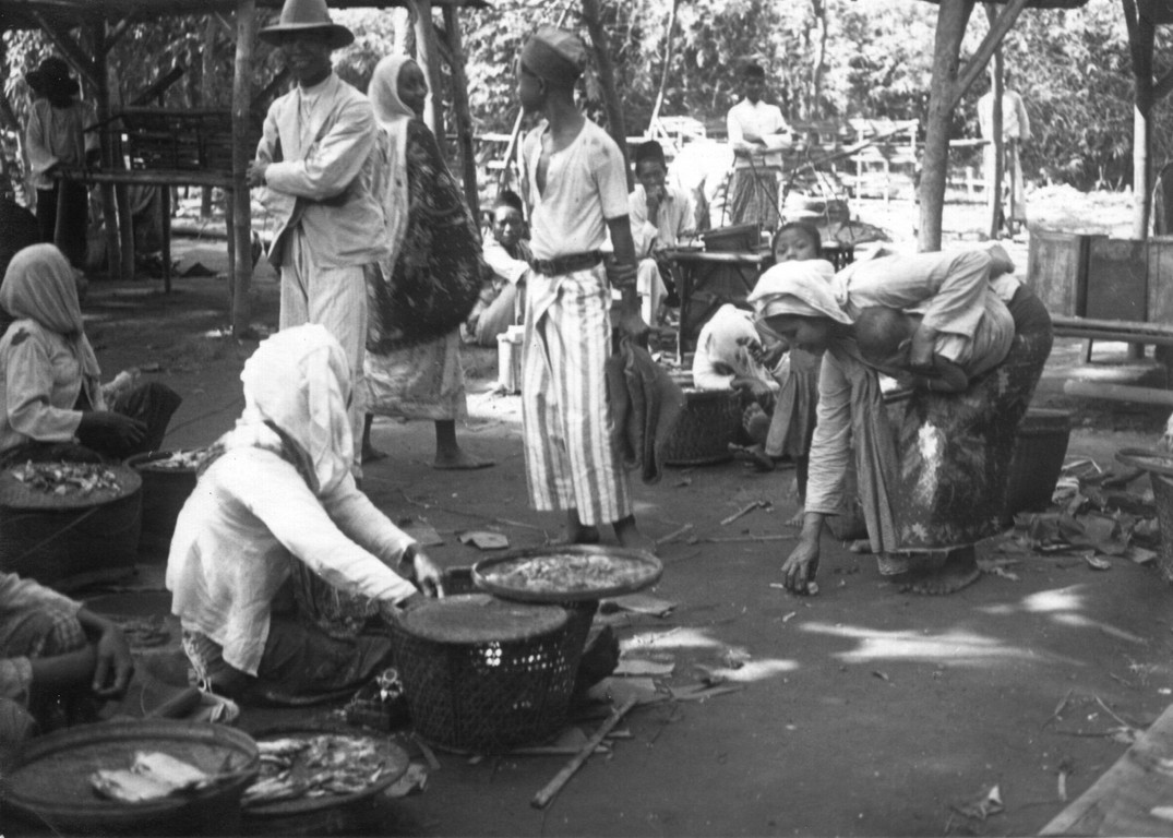Photo Photo Kota Cepu Jawa Tengah Tempo Dulu 1936-1937 | Kumeok Memeh