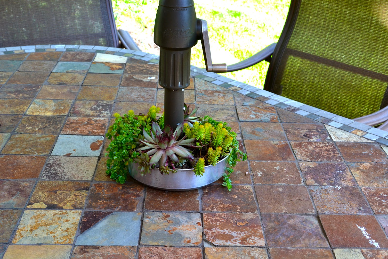 Hope Studios: Patio Table Decor Hope Studios: Patio Table Decor on Backyard Table Decor id=70186