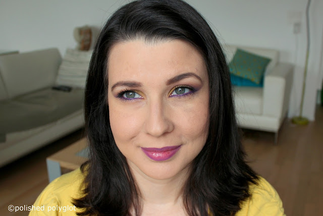 Makeup look in mustard yellow and purple