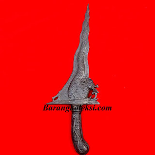 pusaka keris naga hitam,manfaat mustika naga hitam,khodam naga biru,cara mendapatkan khodam naga,khodam naga hitam,khodam naga langit,khodam naga petir,khodam naga emas khodam naga ampuh