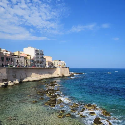 Road trip in Sicily - Siracusa seaside