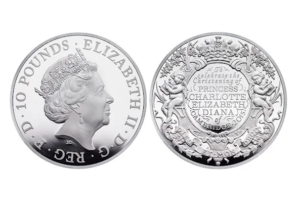 The Royal Mint has unveiled a new silver coin to mark Princess Charlotte's christening