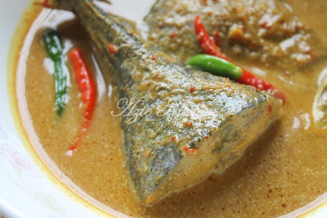 Gulai Ikan Tongkol Lauk Nasi Dagang - Azie Kitchen