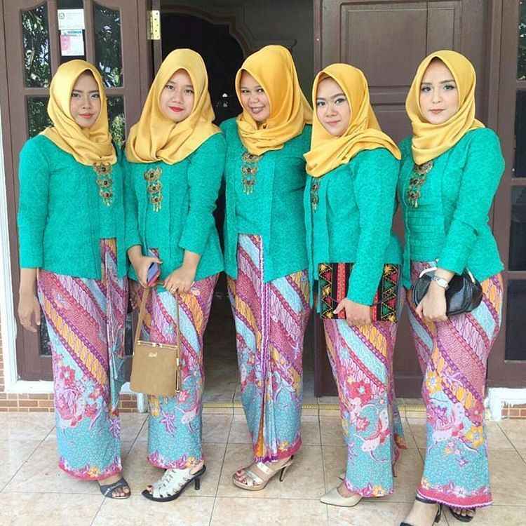 Model Baju Kebaya Kutu Baru Terbaru Modern Untuk Orang Gemuk  Model