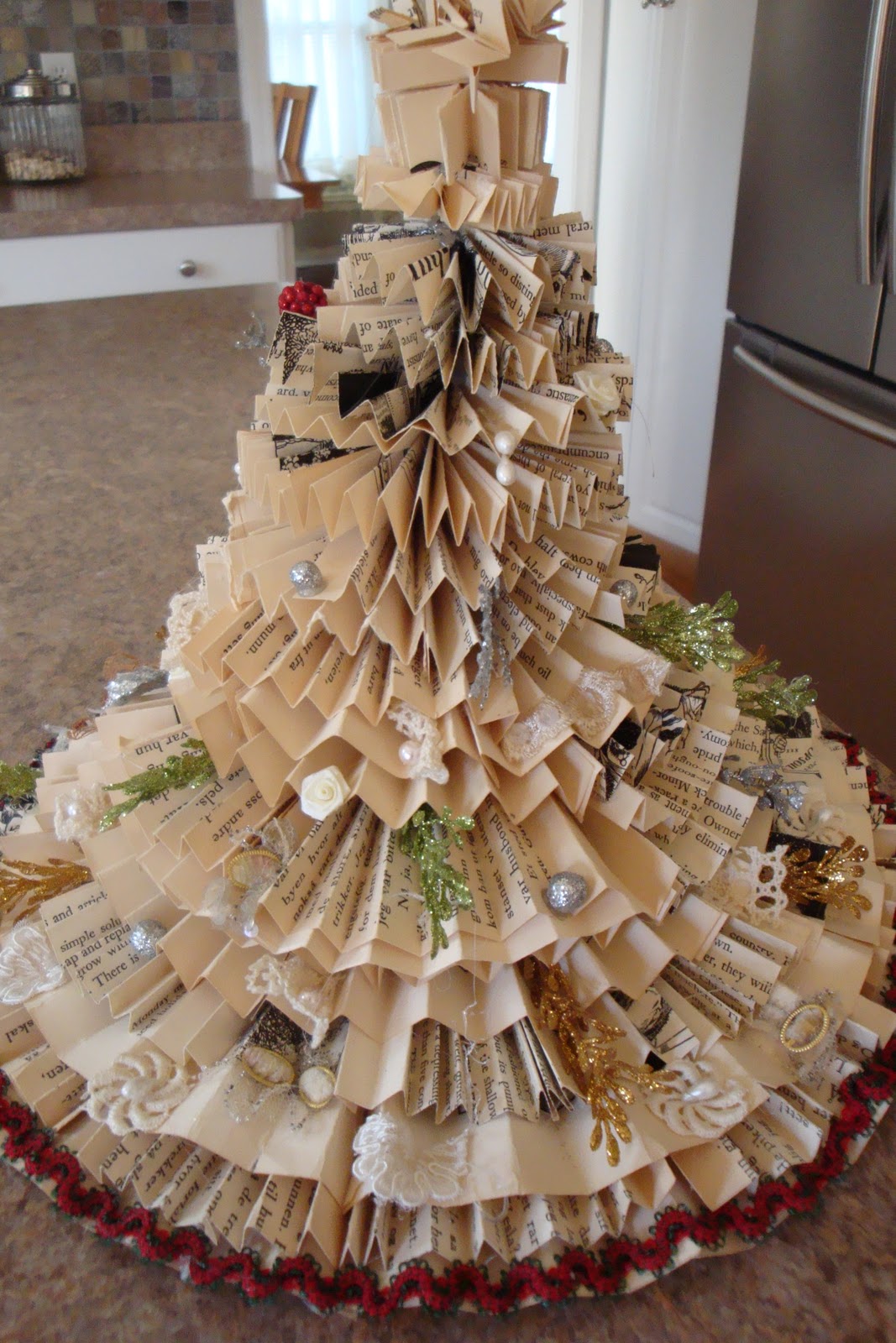 Christmas Decorations From Recycled Books Christmas Decorations From Recycled Books