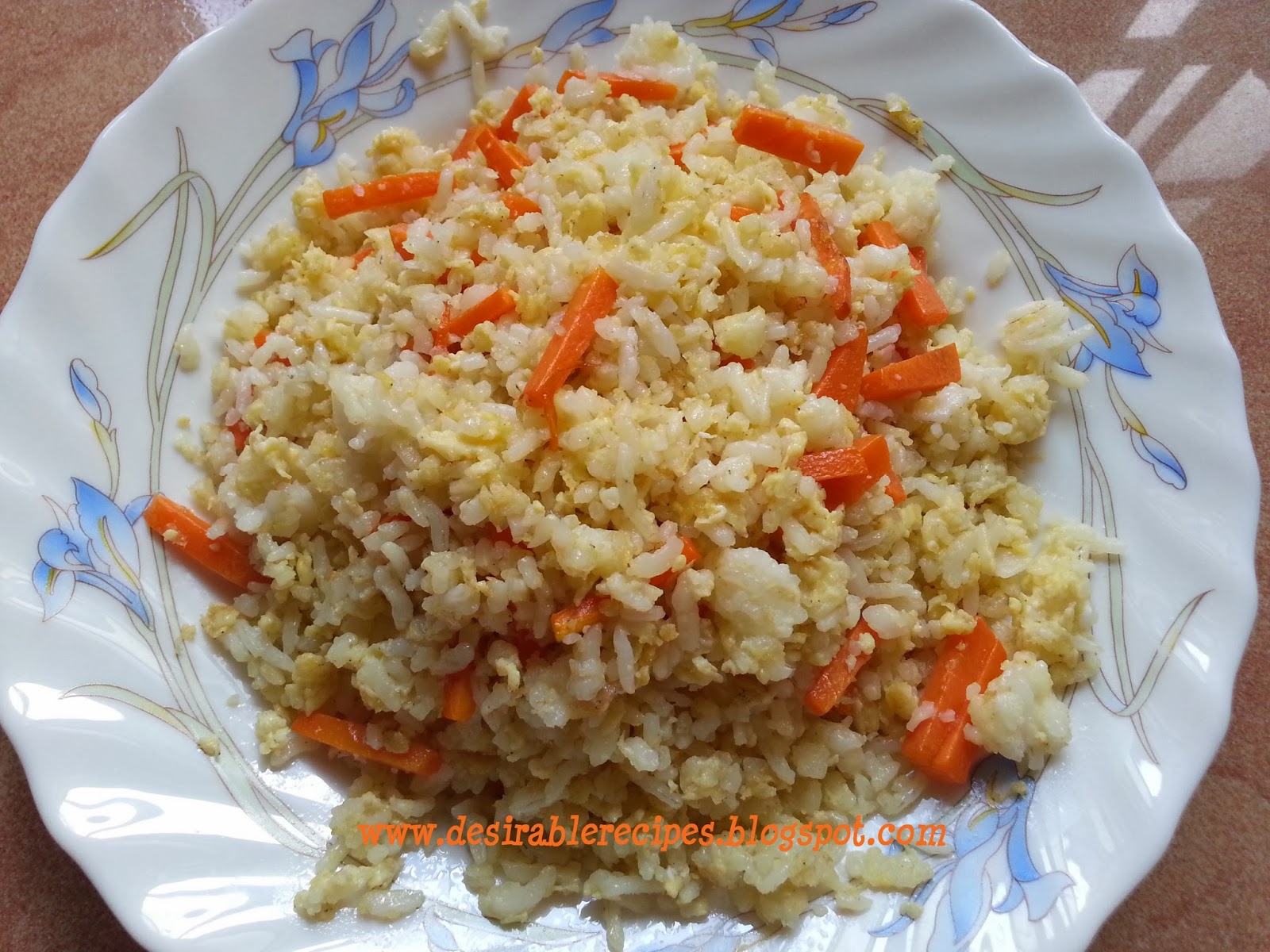 15 Minutes Fried Rice With Carrot and Egg