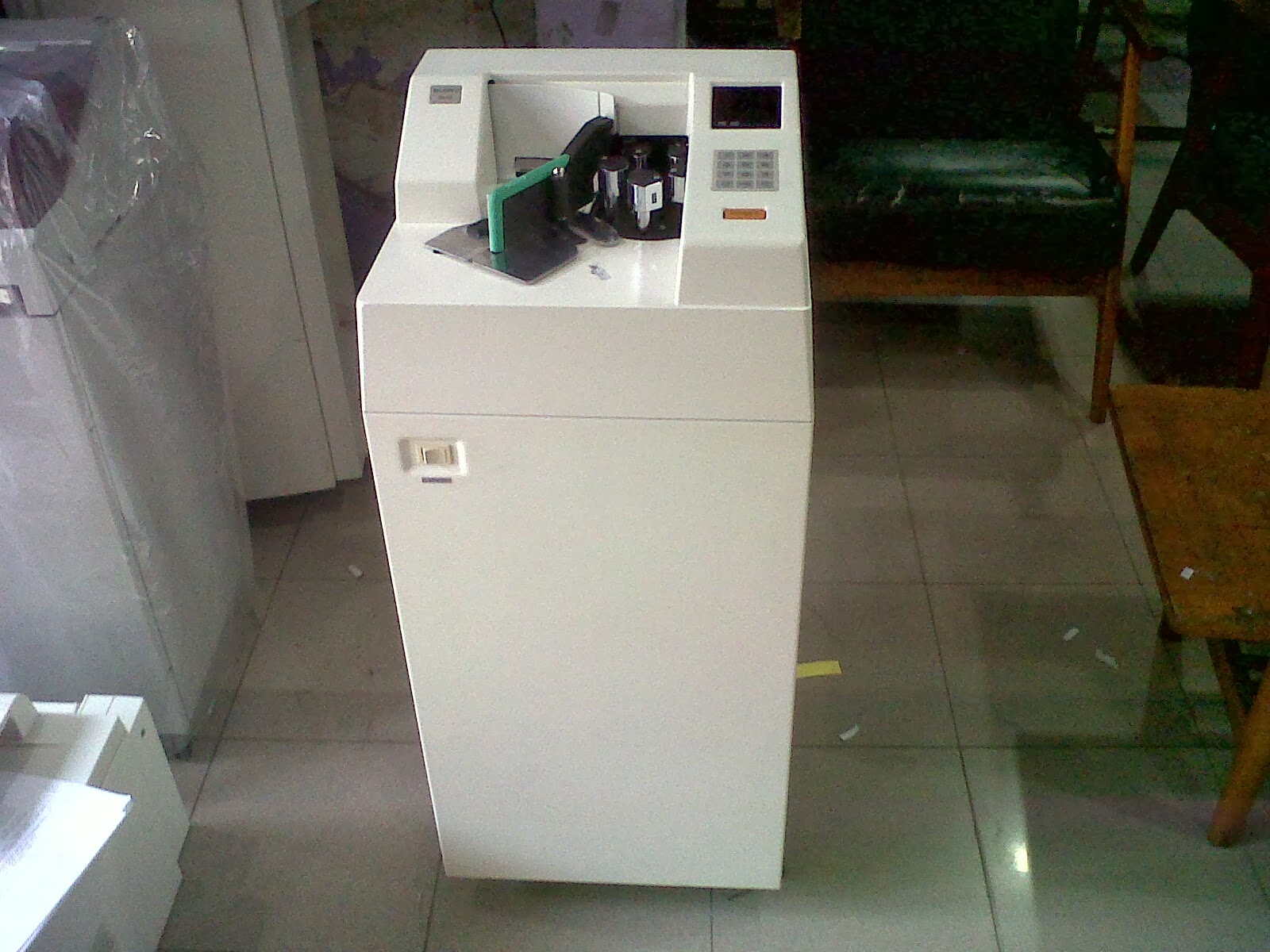 PUSAT PENJUALAN ALAT-ALAT KANTOR &amp; BANK: Mesin Hitung Uang GLORY GNH 200