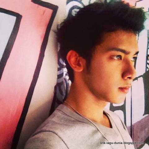 Alif Rizky - Despacito versi Jawa Alif Rizky - Despacito versi Jawa