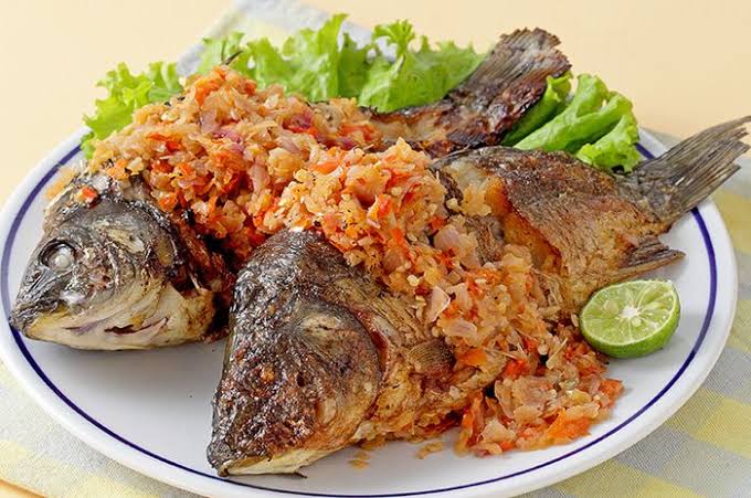 Resep Cara Membuat Masakan Kalio Ikan Mas Yang Enak Resep Cara Membuat Masakan Kalio Ikan Mas Yang Enak