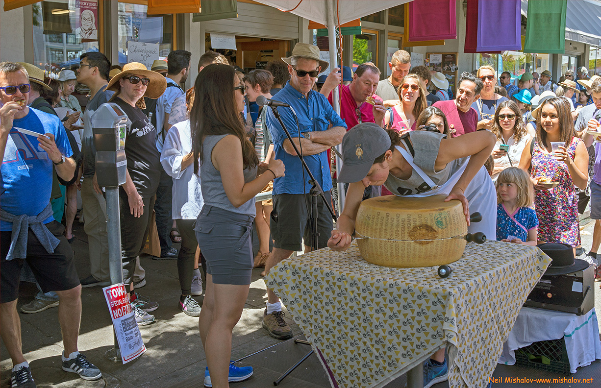 San Francisco Bay Area Photo Blog Berkeley's Cheese Board Collective