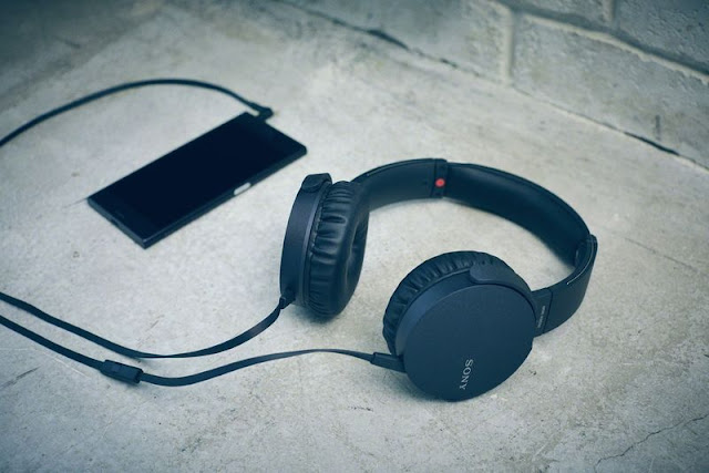 Sony Adds New Headphones And Portable Speakers To Its EXTRA BASS Line