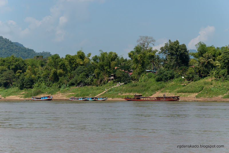 Pak Ou Caves - Mekong