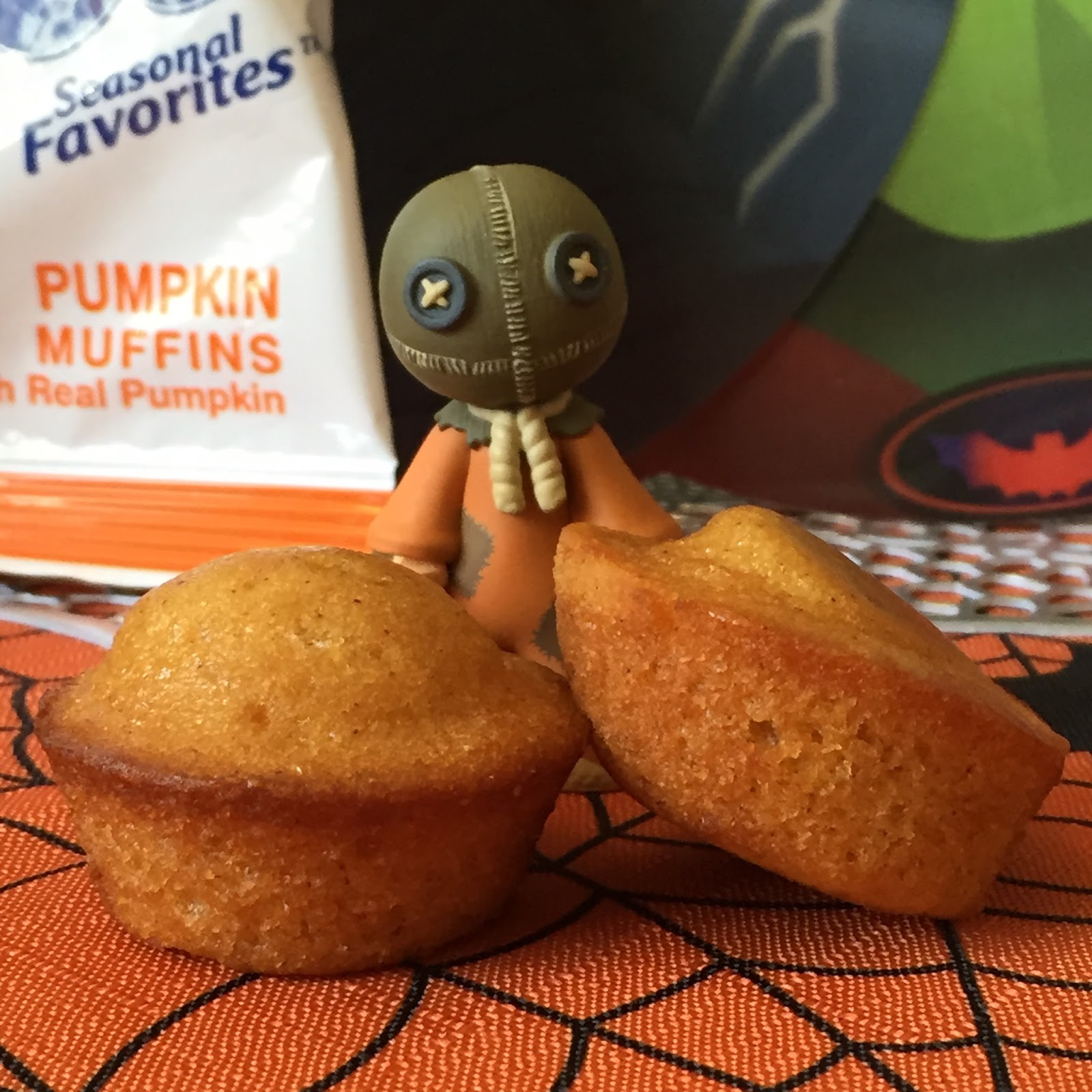The Holidaze Entenmann's Pumpkin Muffins