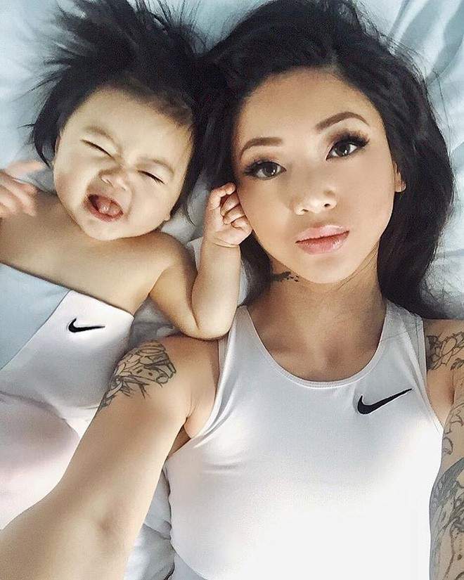 Cặp mẹ con xinh đẹp ngất ngây, chỉ nằm cạnh nhau chụp ảnh cũng nổi tiếng khắp mạng xã hội - Ảnh 4