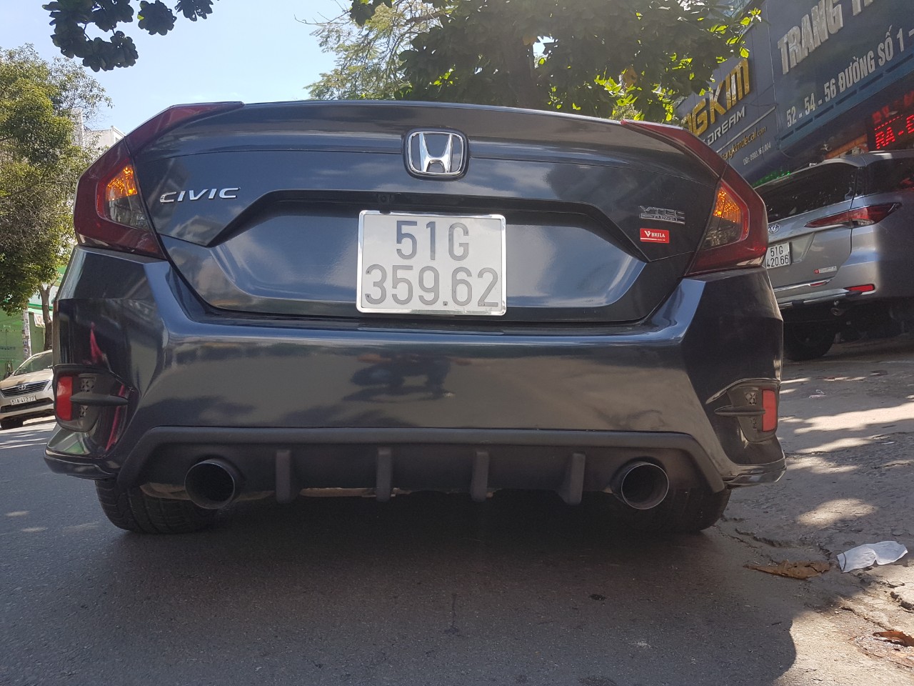 Độ pô ô tô giá bao nhiêu