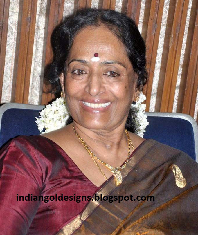 Yesteryears Actress K R vijaya in Diamond Necklace