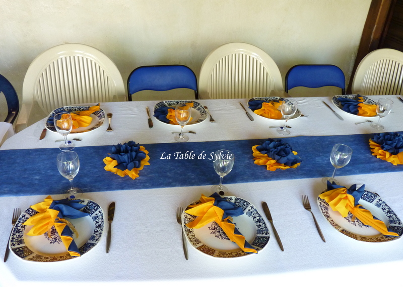 La Table de Sylvie: Un anniversaire bleu marine et orange