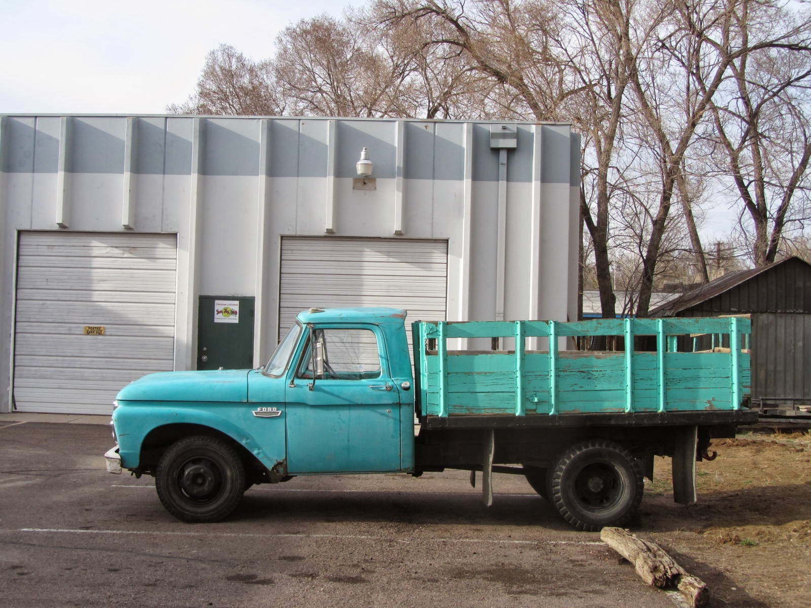 autoliterate: 1965 Ford F-350. Colorado Springs