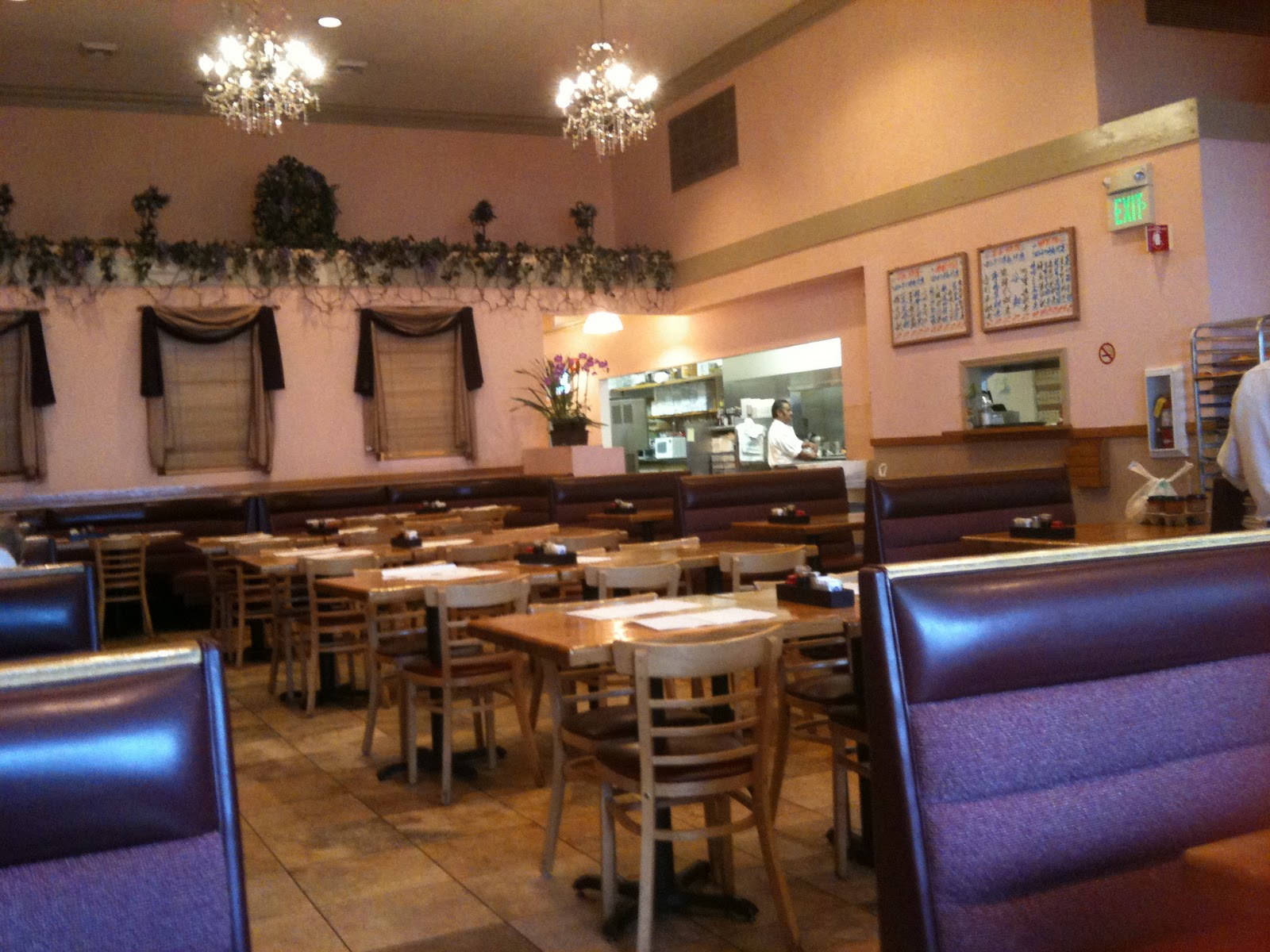 Sesame Tea Eats Broadway Bistro Chinese Cafe, Millbrae