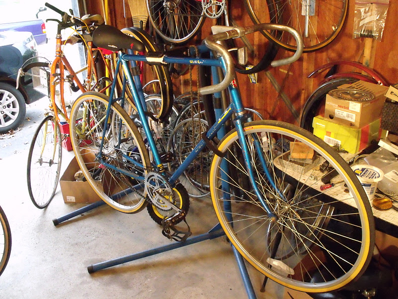 Hugh`s bicycle blog "Building Fixed Gear Bike 1" Using Giant Built