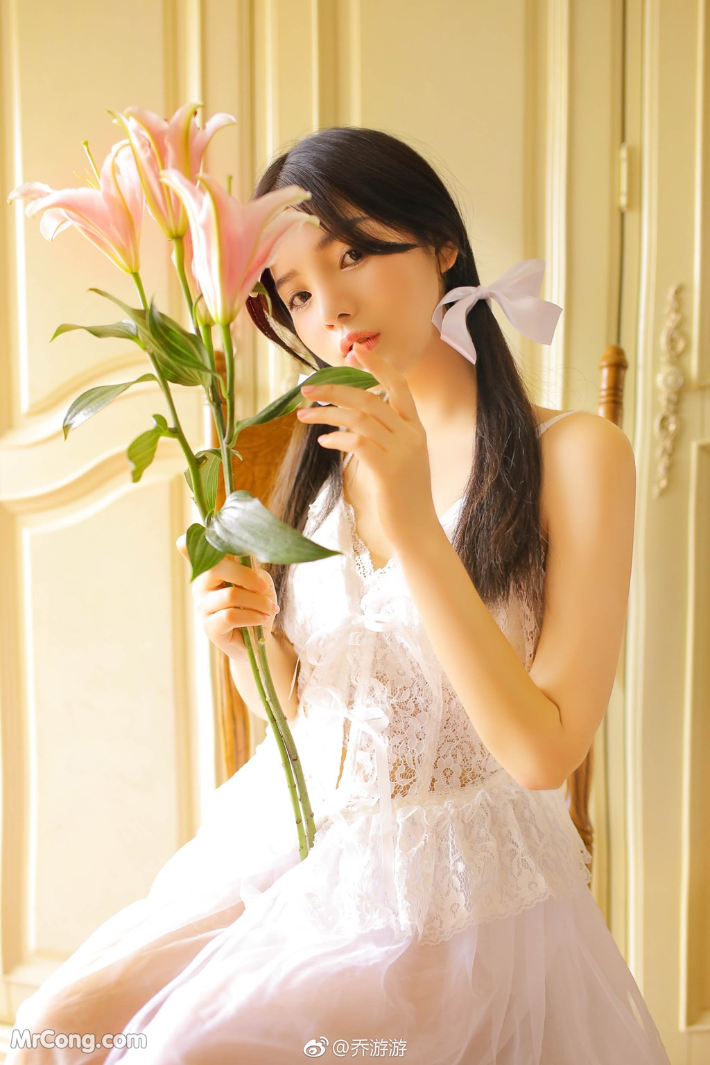 Beautiful Chinese girl dreaming through the angle of 乔 chụp 游 (108 photos)