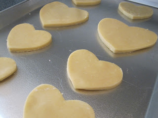 3D Valentine Sugar Cookies are soft and sweet frosted sugar cookies with 3D piped decorations on top. Life-in-the-Lofthouse.com