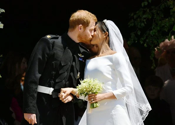 A first kiss Royal Wedding