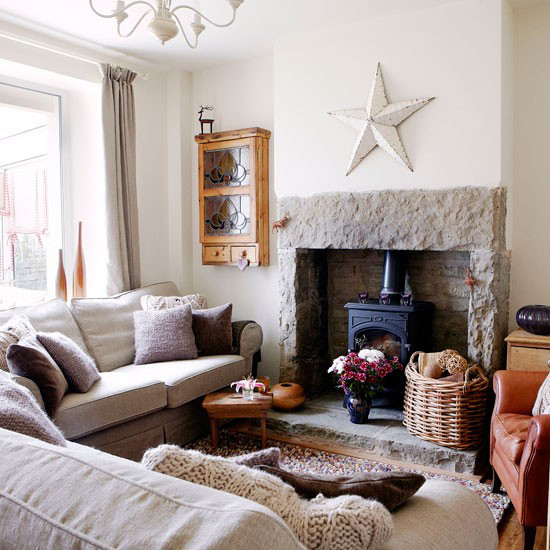 This living room just couldn't get any cozier (photo by Brendt Darby)