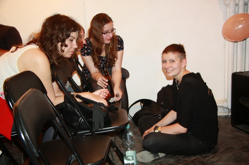 Networking urodzinowego spotkania Geek Girls Carrots Łódź, kobiety, rozmowy