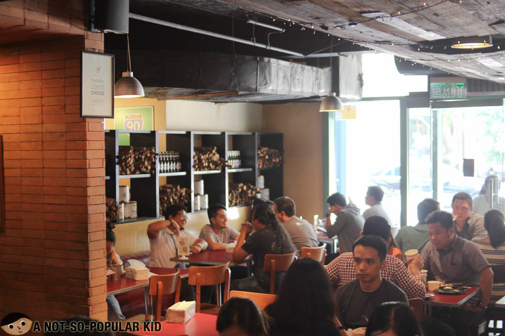 Affordable Eats in Buffalo's Wings N' Things, Legaspi Village, Makati