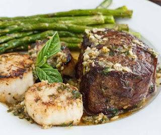 Scampi Style Steak & Scallops With Roasted Asparagus Scampi Style Steak & Scallops With Roasted Asparagus