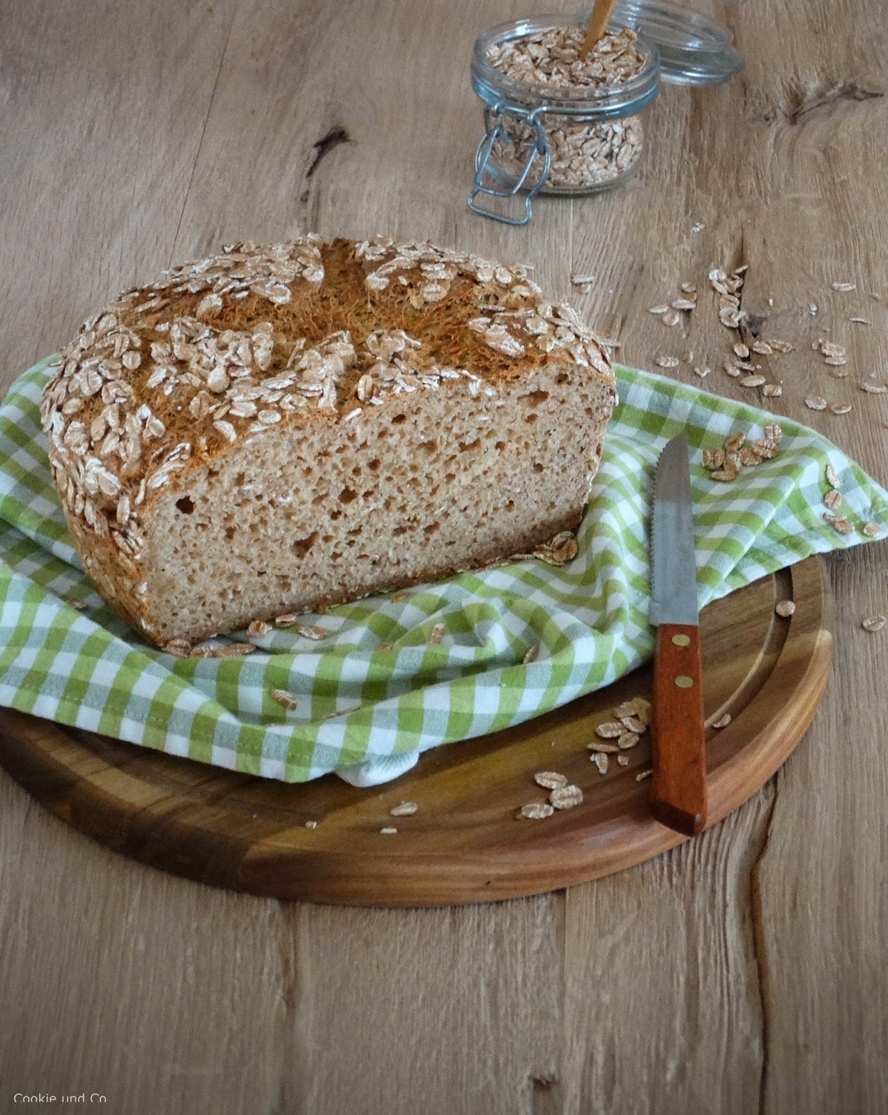 Dinkel-Vollkornbrot (vegan möglich)