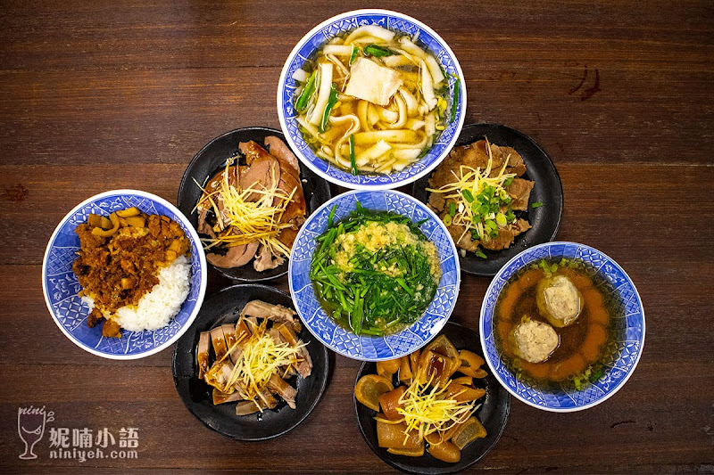 【南投埔里美食】胡國雄古早麵。全豬料理黑白切業界創舉 【南投埔里美食】胡國雄古早麵。全豬料理黑白切業界創舉