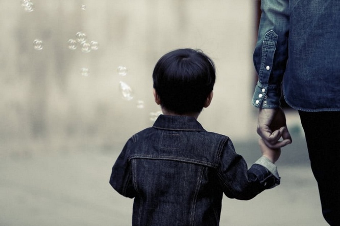 Cara Yang Benar Menghadapi & Menasehati Anak Yang Keras Kepala Cara Yang Benar Menghadapi & Menasehati Anak Yang Keras Kepala