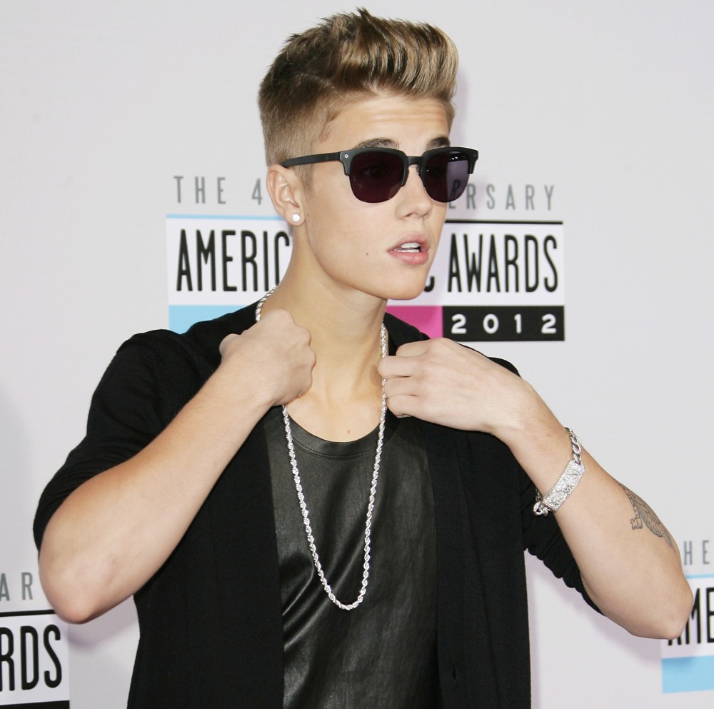 CelebrityLifestyle: Justin bieber 2013