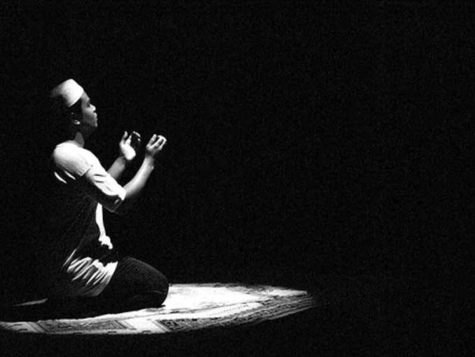 Doa Sholat Istikhoroh Lengkap Arab Latin dan Artinya