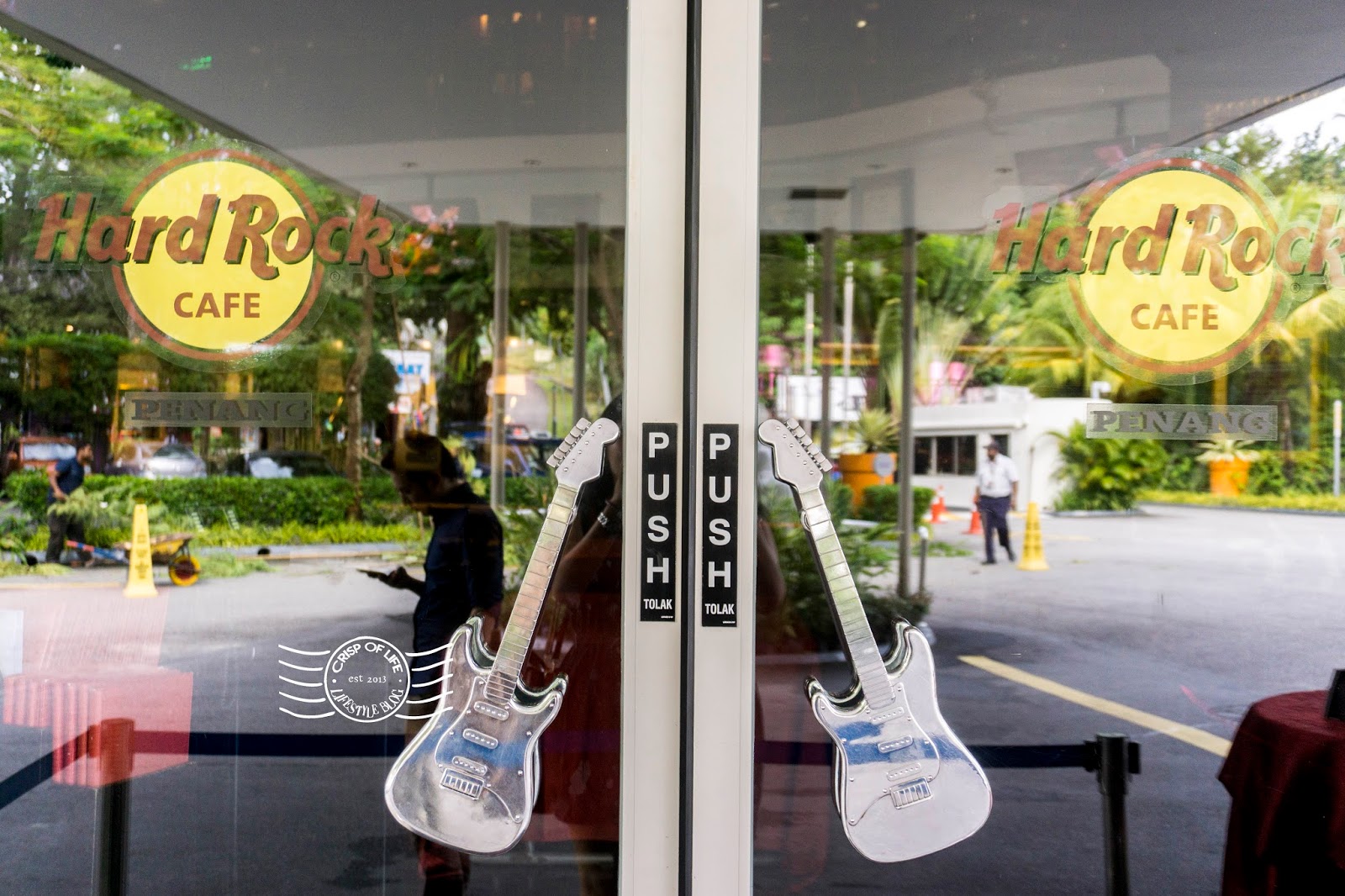Hard Rock Cafe Penang @ Batu Ferringhi - Crisp of Life