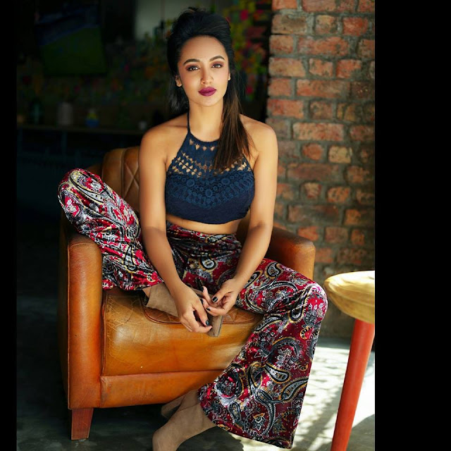 Tejaswi Madivada hot, caste, movies, wiki, biography, age, instagram, family, parents, ice cream, facebook, latest picsTejaswi Madivada hot, caste, movies, wiki, biography, age, instagram, family, parents, ice cream, facebook, latest pics