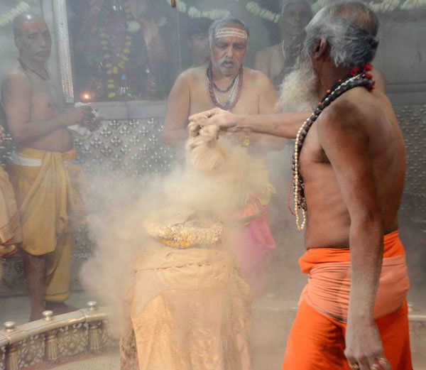 Bhasma Aarti Mahakaal Ujjain The Bhasm-Aarti is the first ritual conducted everyday at the temple