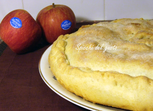 Apple Pie con mele e cioccolata fondente Apple Pie con mele e cioccolata fondente