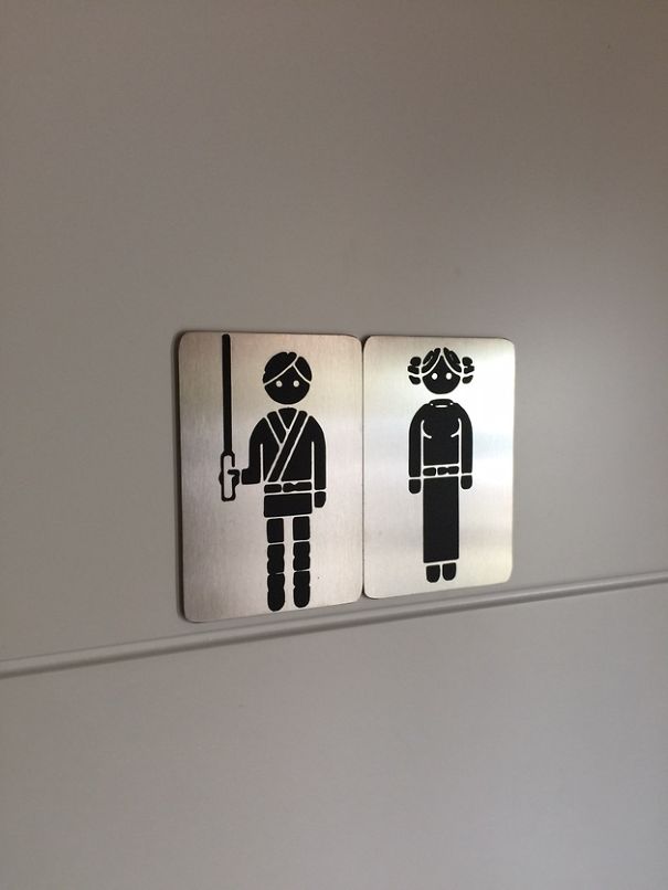 20+ Of The Most Creative Bathroom Signs Ever - May The Force Be With You!