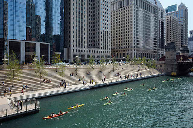 Projeto Riverwalk no Chicago River Projeto Riverwalk no Chicago River