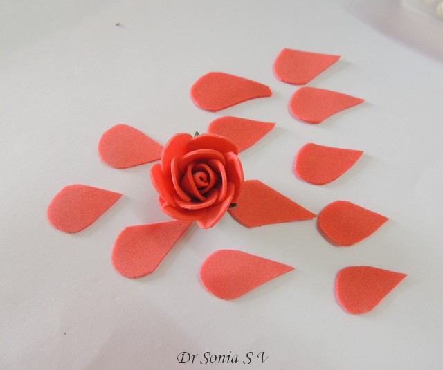 Cards and Crafts : Handmade Roses Tutorial - Foam Roses Type 2