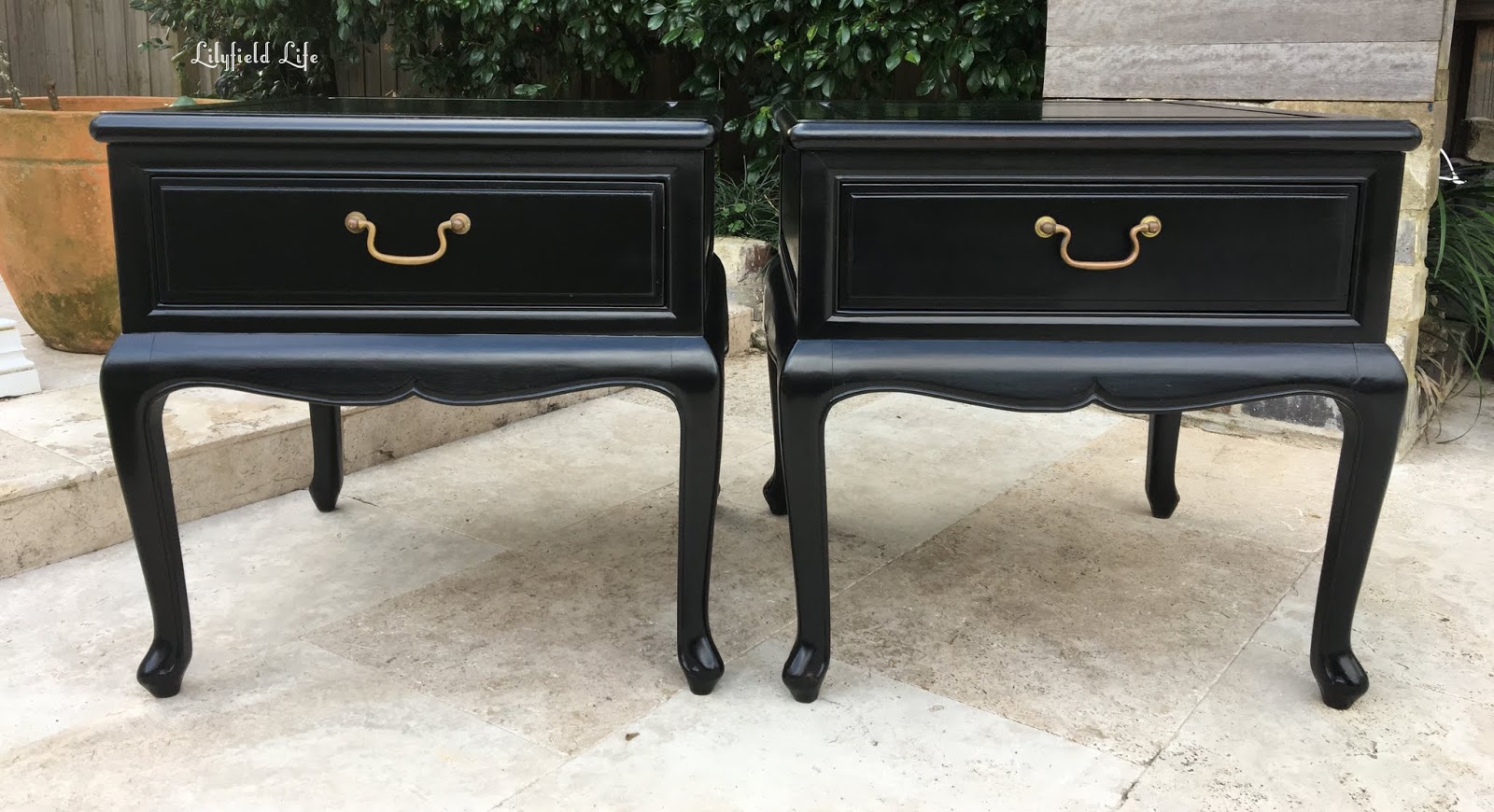 Lilyfield Life Another Black beauty vintage dresser