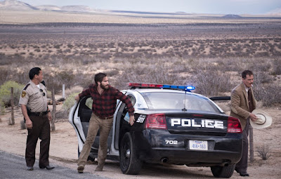 Photo of Jake Gyllenhaal and Michael Shannon in Nocturnal Animals