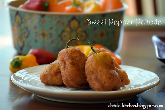 http://shitals-kitchen.blogspot.com/2014/07/sweet-pepper-pakode.html